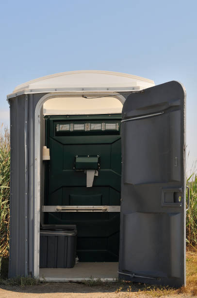 Portable Toilet Options We Offer in Lakemore, OH